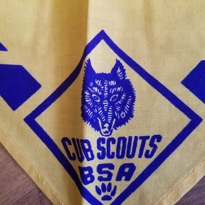 Vintage Cub Scouts Scarf Neckerchief Bandana Yellow Blue Wolf Logo Boy Scouts